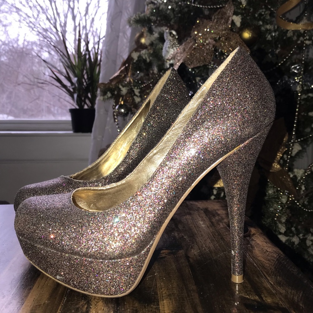 Sparkling Platform stilettos 8.5